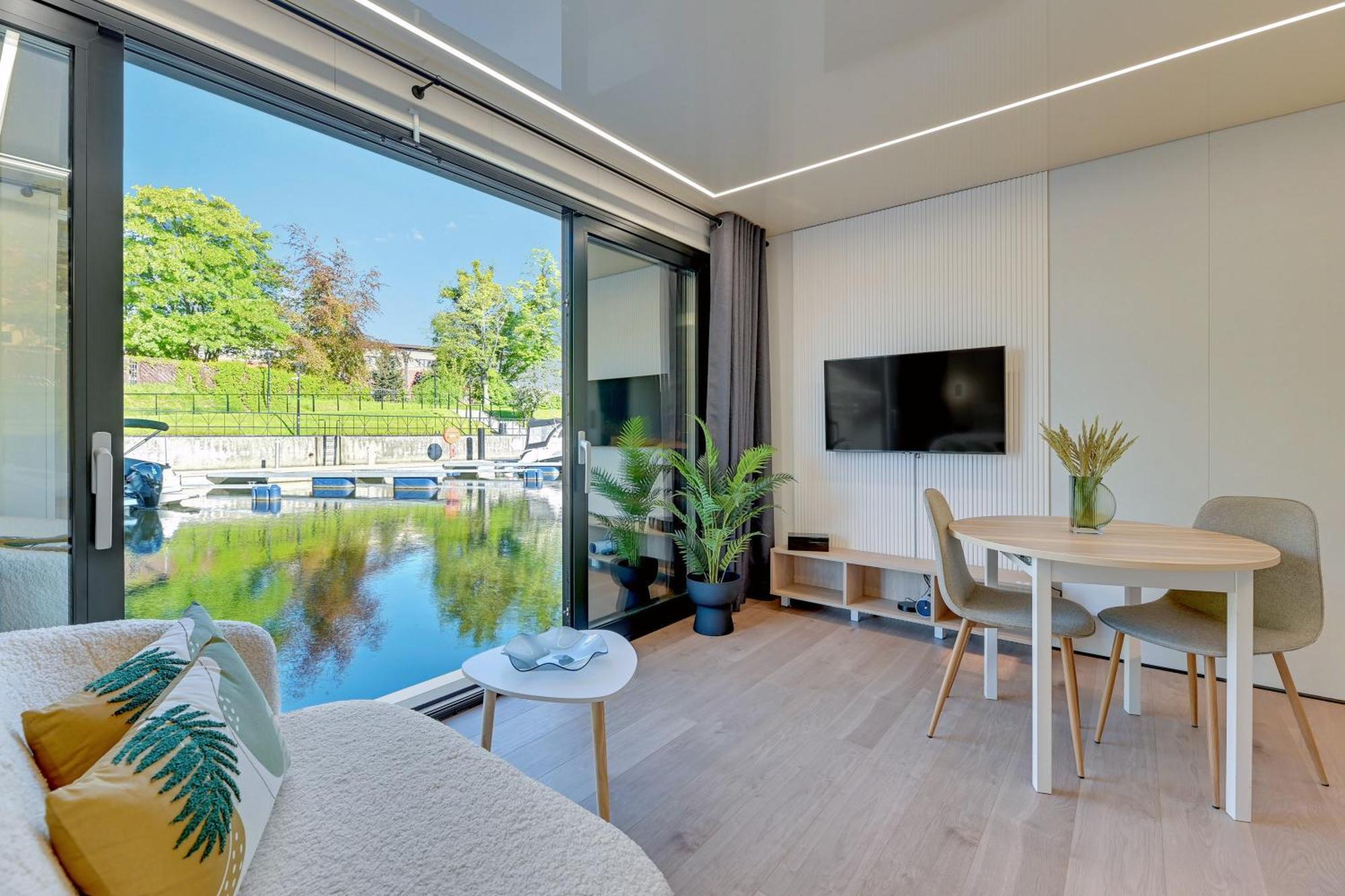 Na Wodzie - La Mare Motlava Houseboats By Downtown Apartment Danzig