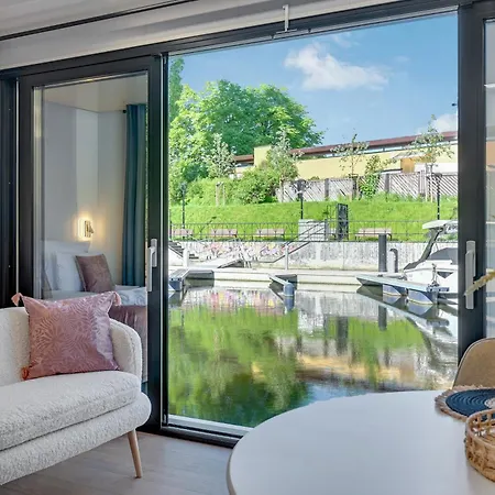 Domy Na Wodzie - La Mare Motlava Houseboats With Sauna By Downtown Apartments Gdansk Exterior photo