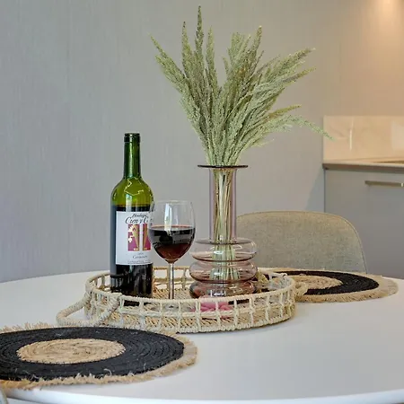 Domy Na Wodzie - La Mare Motlava Houseboats With Sauna By Downtown Apartments Gdansk Room photo