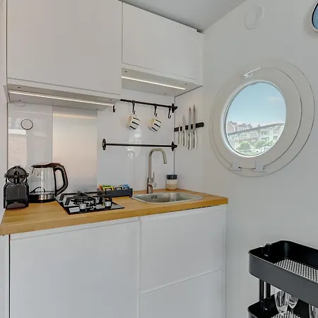 Domy Na Wodzie - La Mare Motlava Houseboats With Sauna By Downtown Apartments Gdansk Room photo