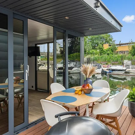 Domy Na Wodzie - La Mare Motlava Houseboats By Downtown Apartments Gdansk Exterior photo
