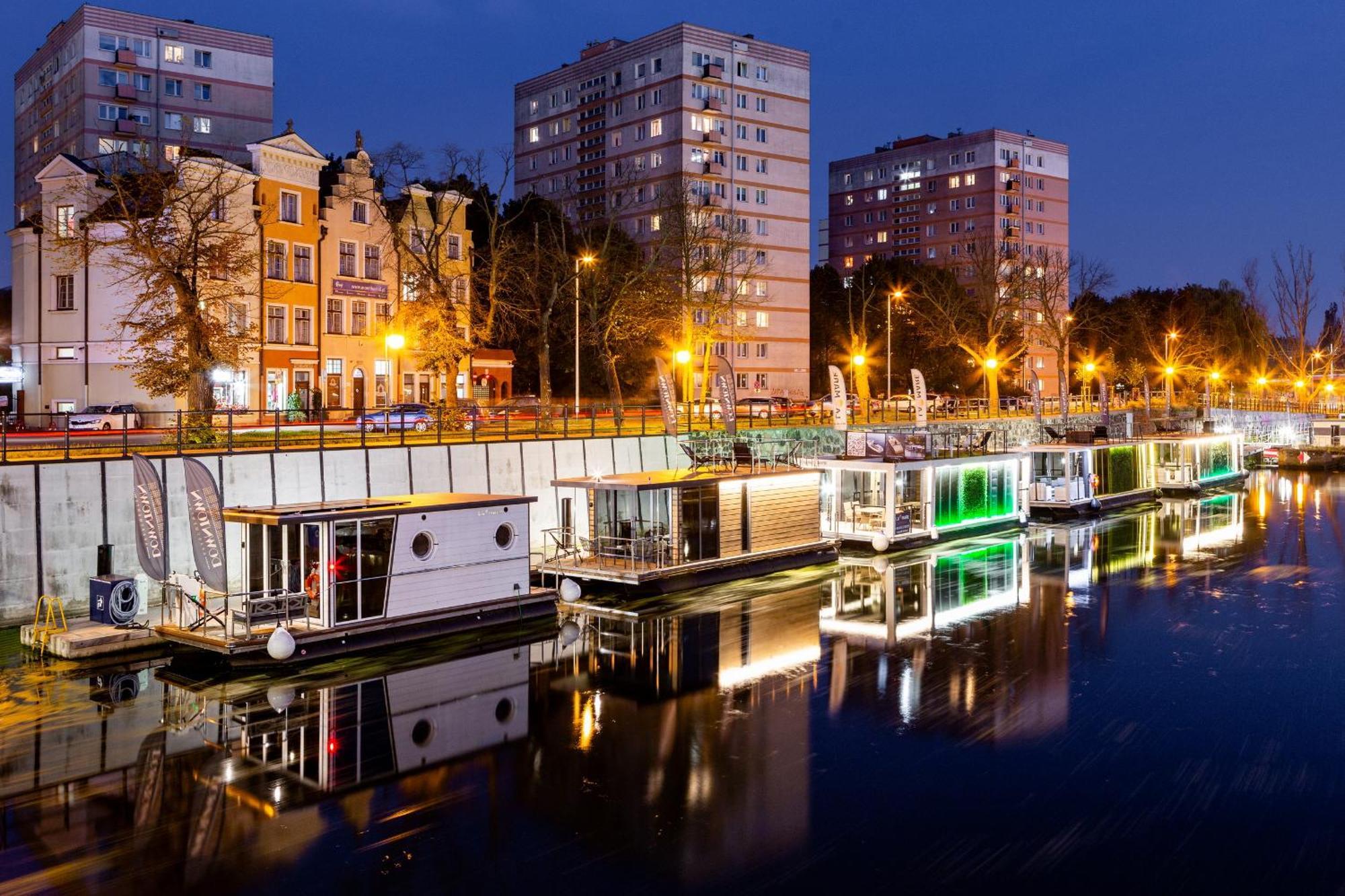 Na Wodzie - La Mare Motlava Houseboats With Sauna By Downtown Apartment *