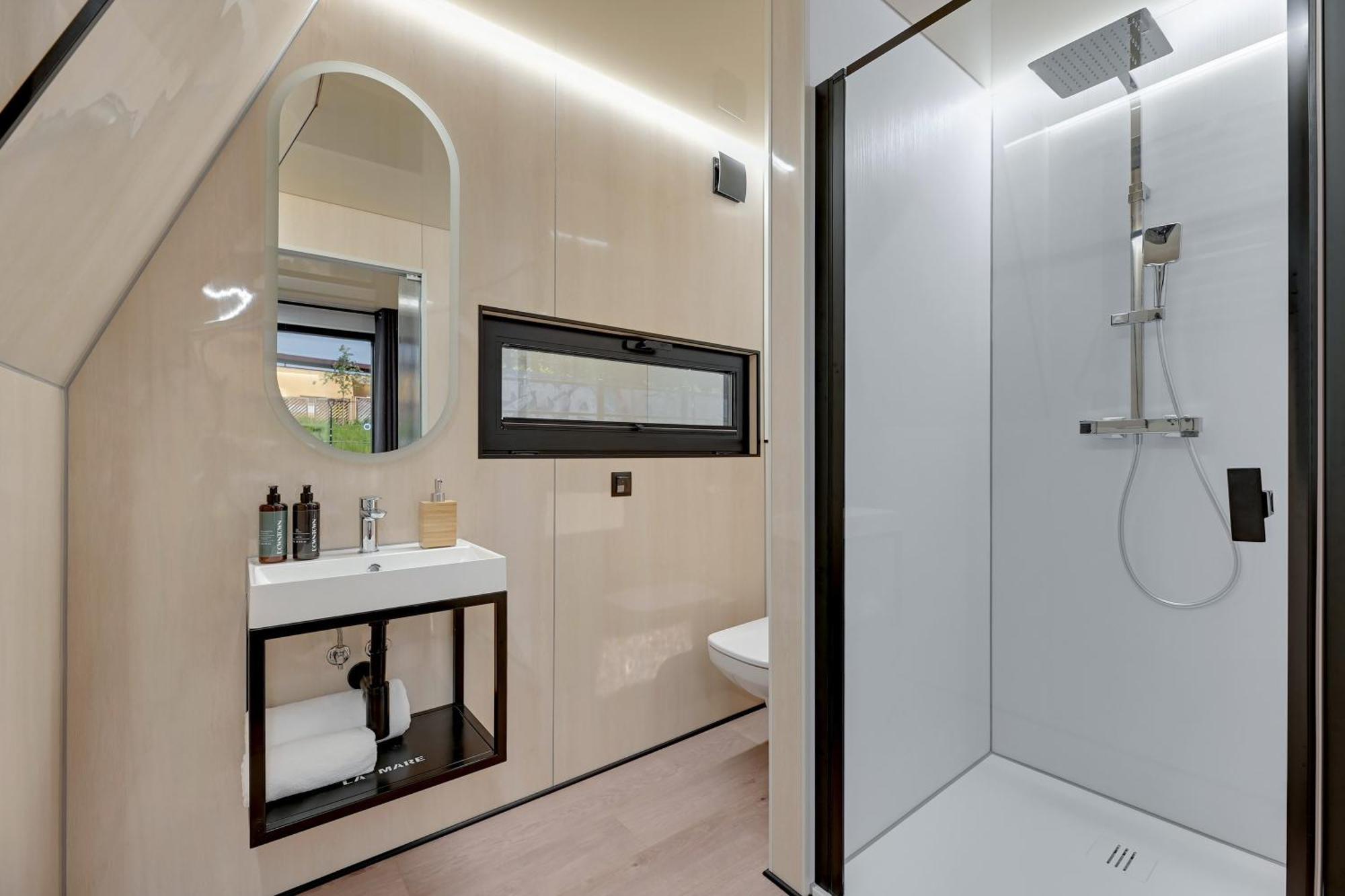 Apartment Na Wodzie - La Mare Motlava Houseboats With Sauna By Downtown *