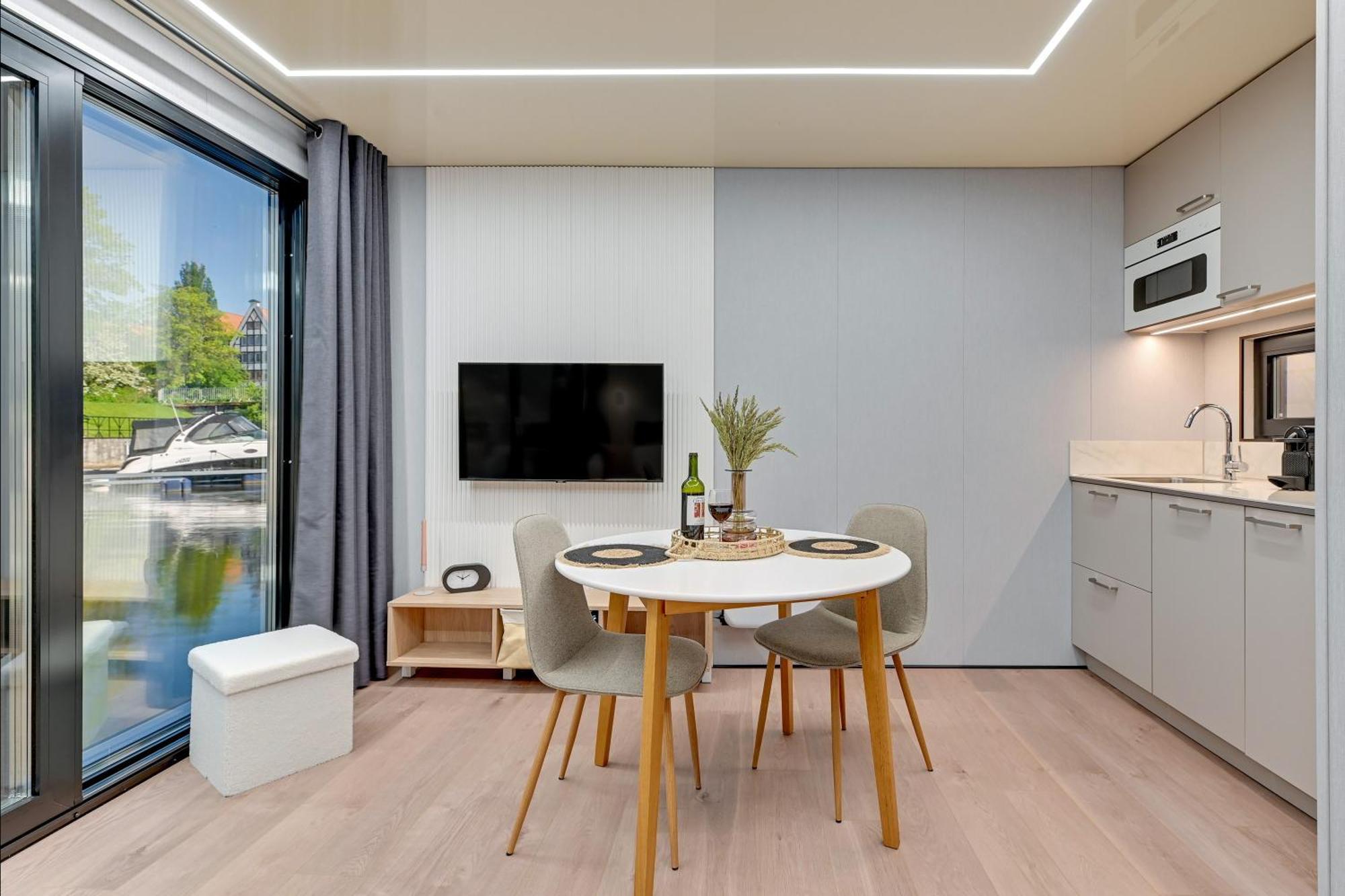Apartment Na Wodzie - La Mare Motlava Houseboats With Sauna By Downtown Gdansk