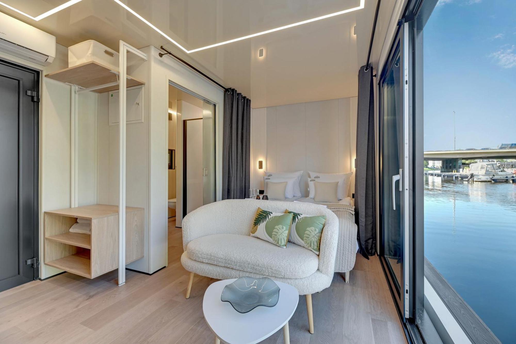 Apartment Na Wodzie - La Mare Motlava Houseboats With Sauna By Downtown *